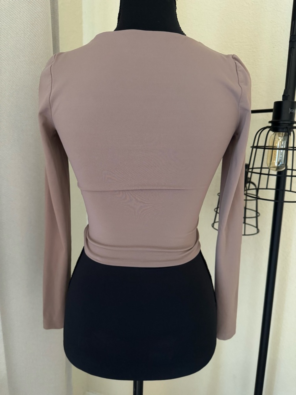 Babaton Sculpt Knit Long Sleeve Top Taupe Beige Fitted XS - Picture 4 of 8